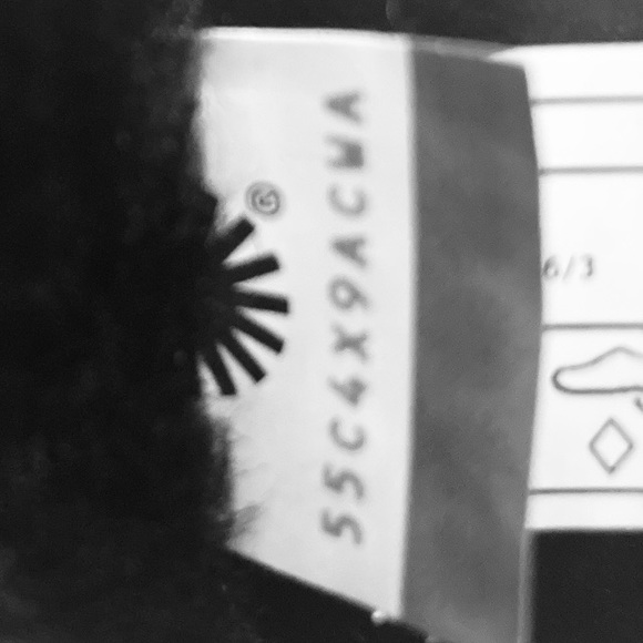 NWT Ugg Sundance Short ll Revival Waterproof Boot Womens Size 5 - Picture 15 of 16